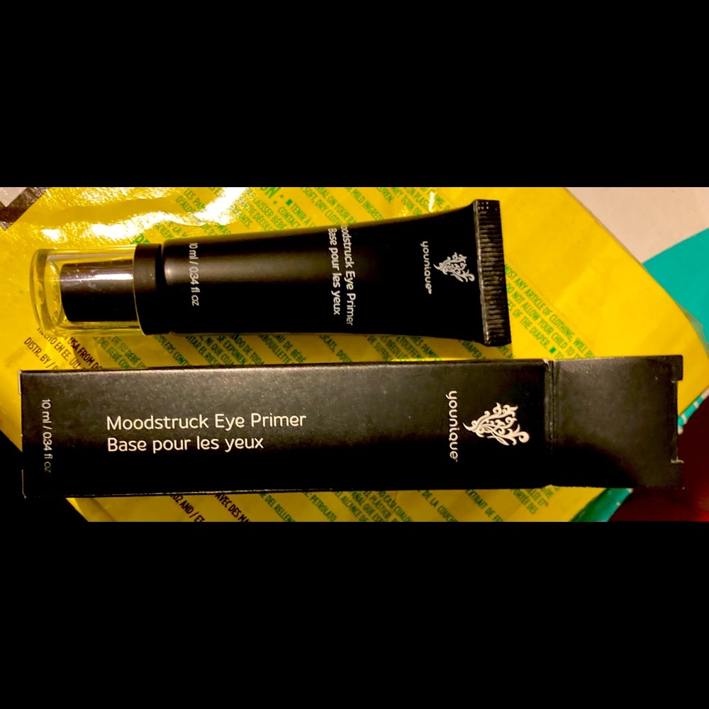 Eye primer